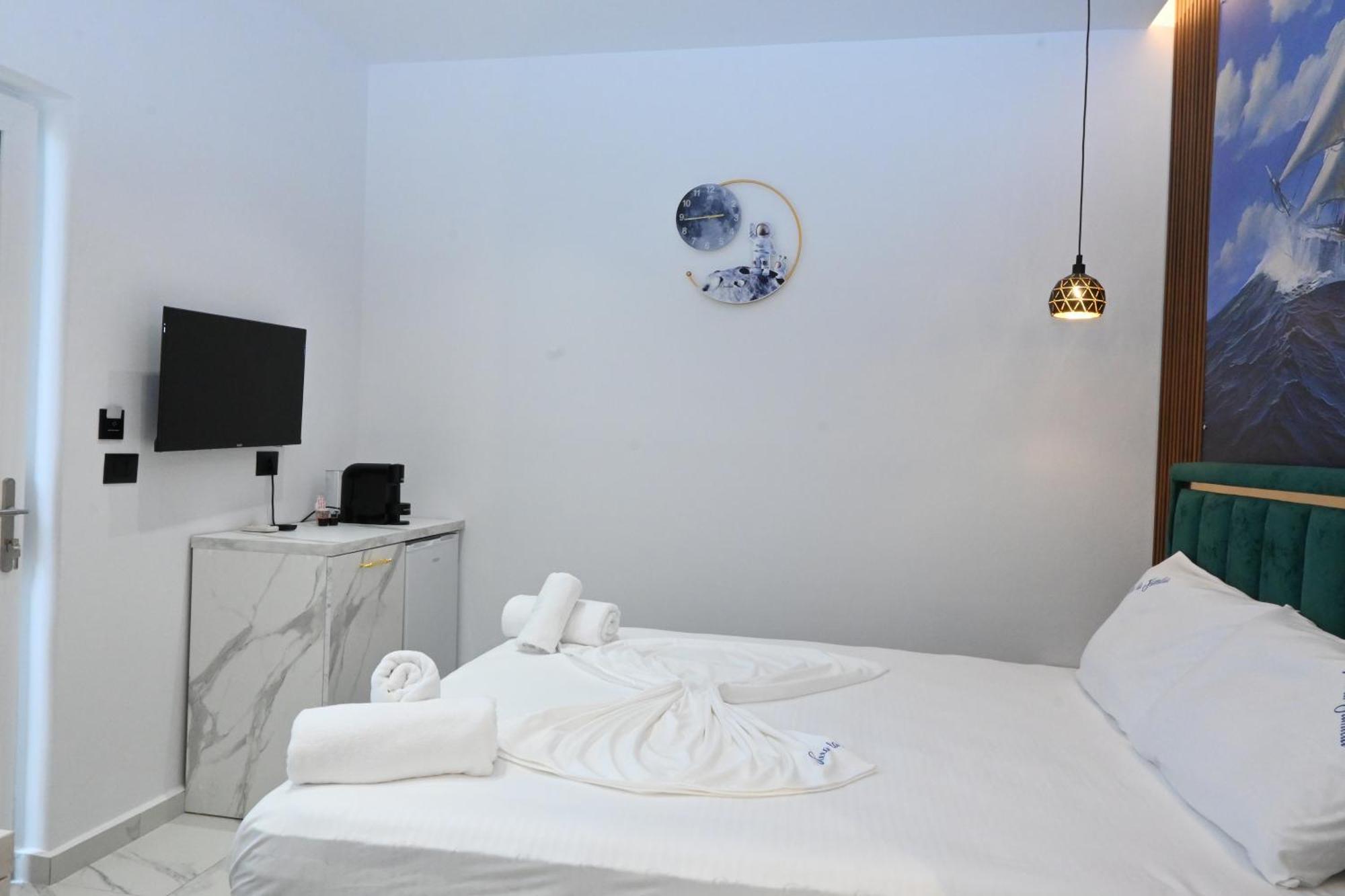 Vila La Familia Ksamil Exteriér fotografie